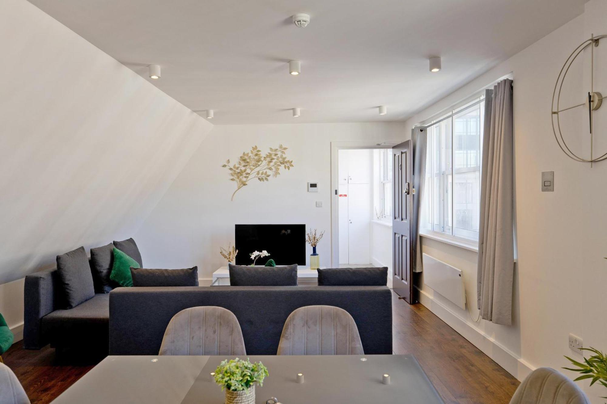 Imperial Middlesex Street Apartments Лондон Екстериор снимка